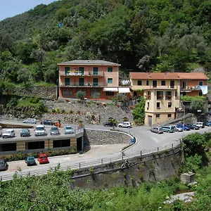 Lagoscuro Hotel